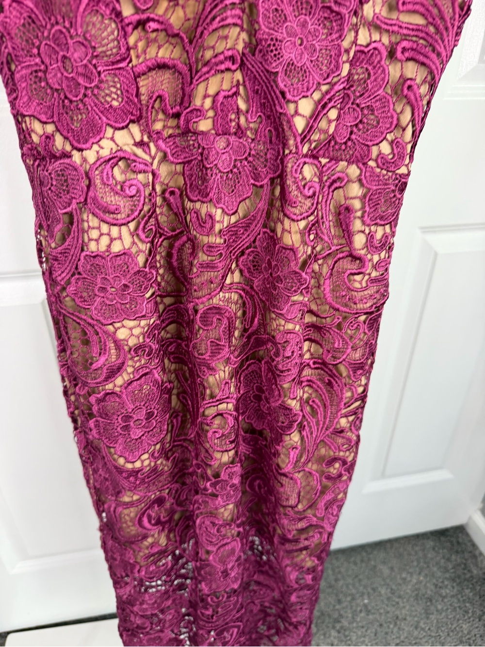 Dress the Population Lace Midi Cocktail Dress XS Plum Floral NWOT Wedding Guest - Picture 5 of 11